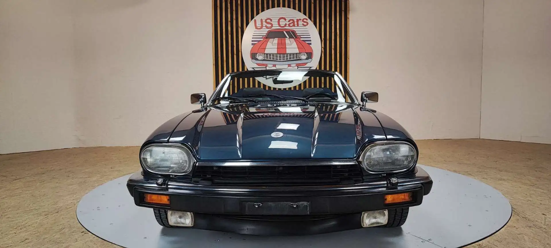 Jaguar XJS V-12 - 2