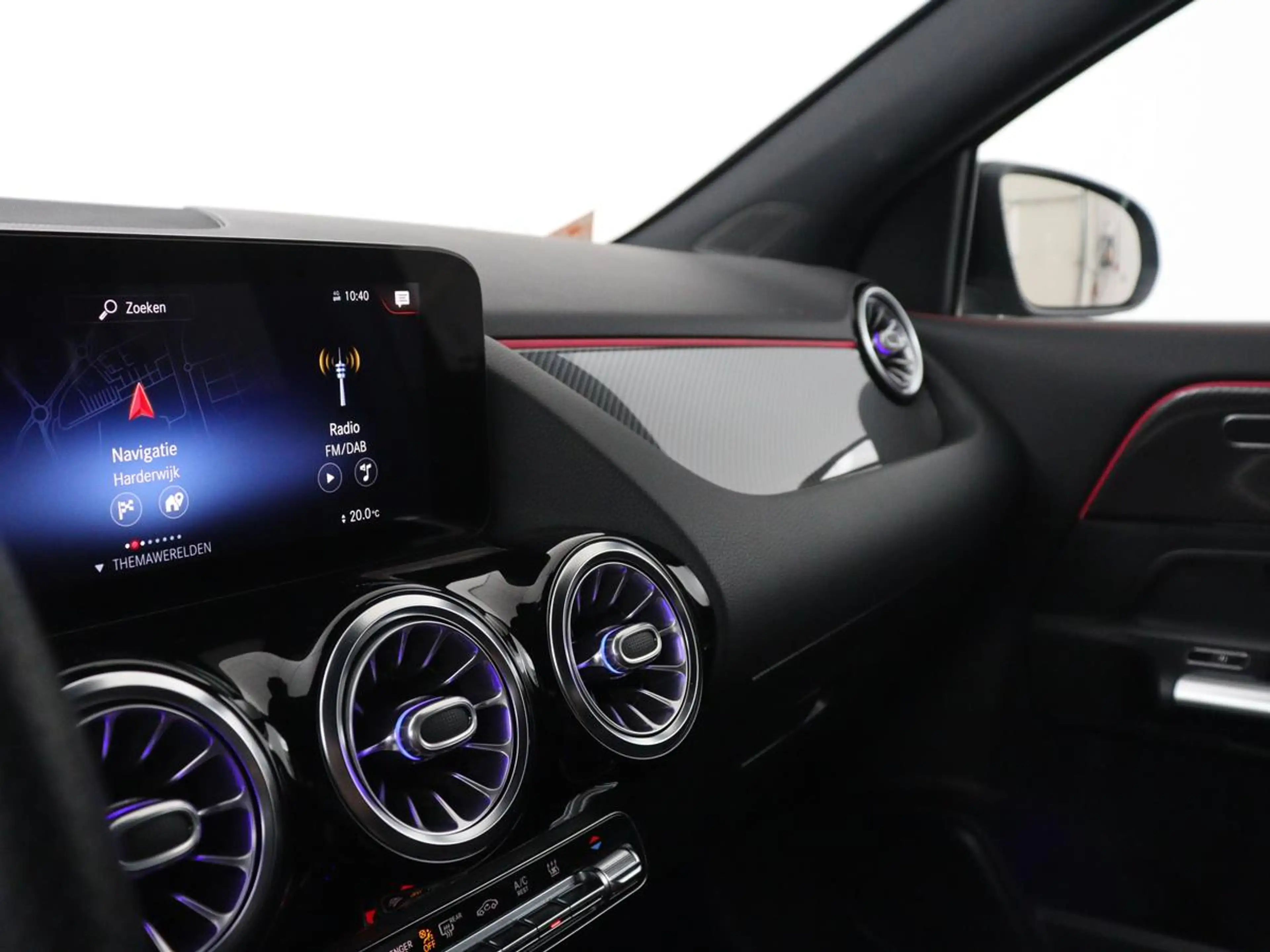 Mercedes-Benz GLA 250 e Business Solution AMG Limited | SOH 95,2% | Lede — photo 17