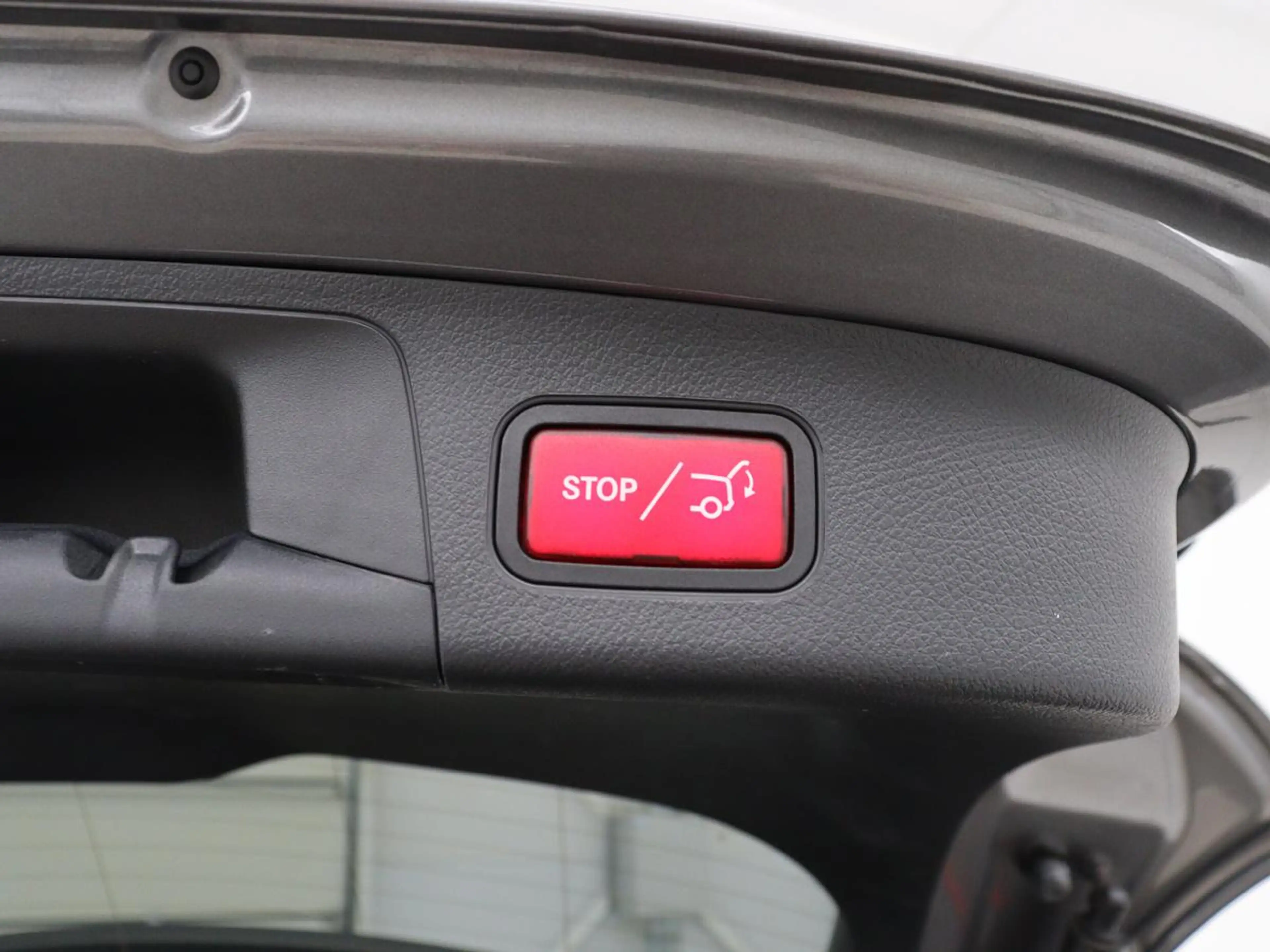 Mercedes-Benz GLA 250 e Business Solution AMG Limited | SOH 95,2% | Lede — photo 31