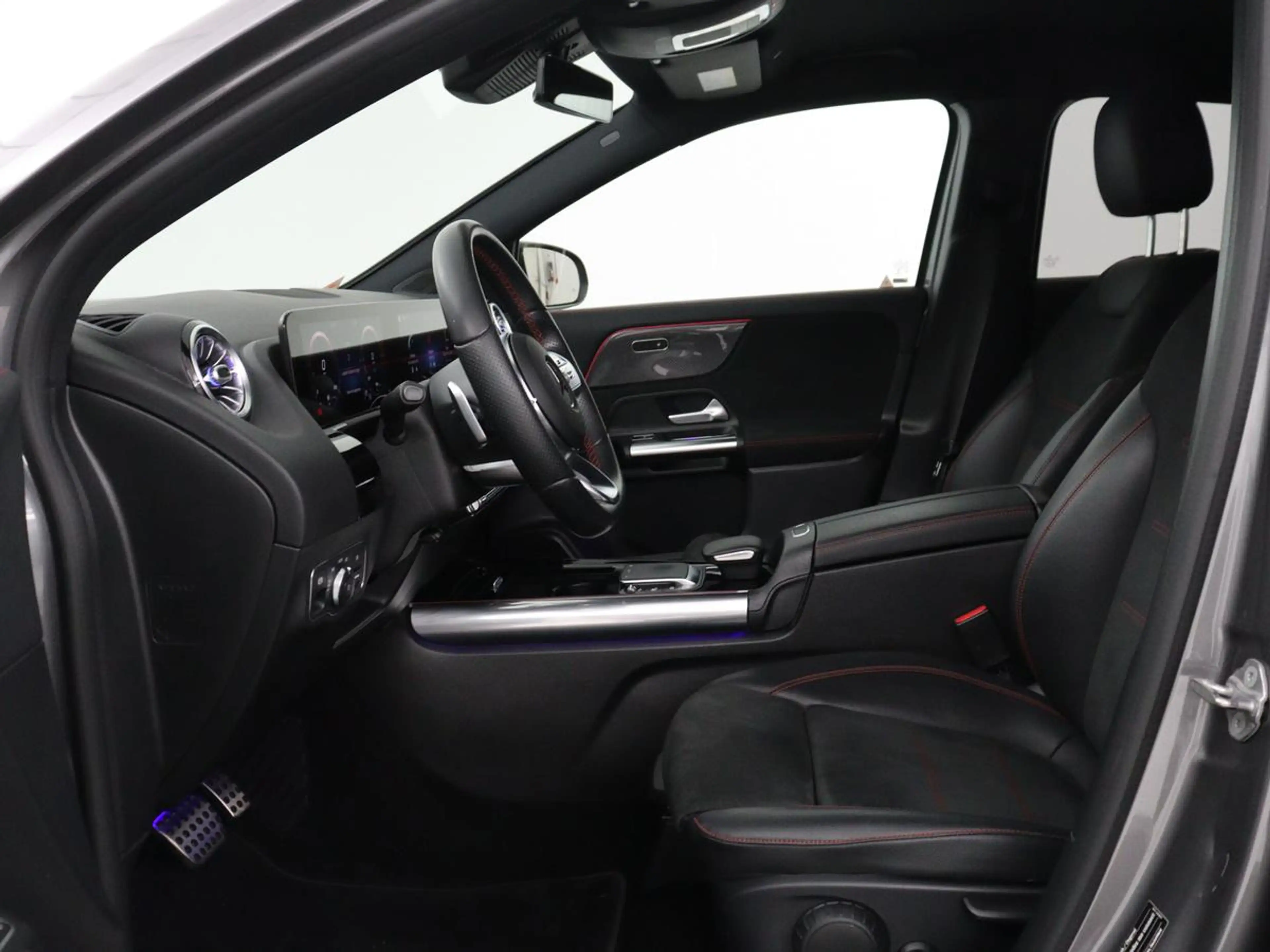 Mercedes-Benz GLA 250 e Business Solution AMG Limited | SOH 95,2% | Lede — photo 4