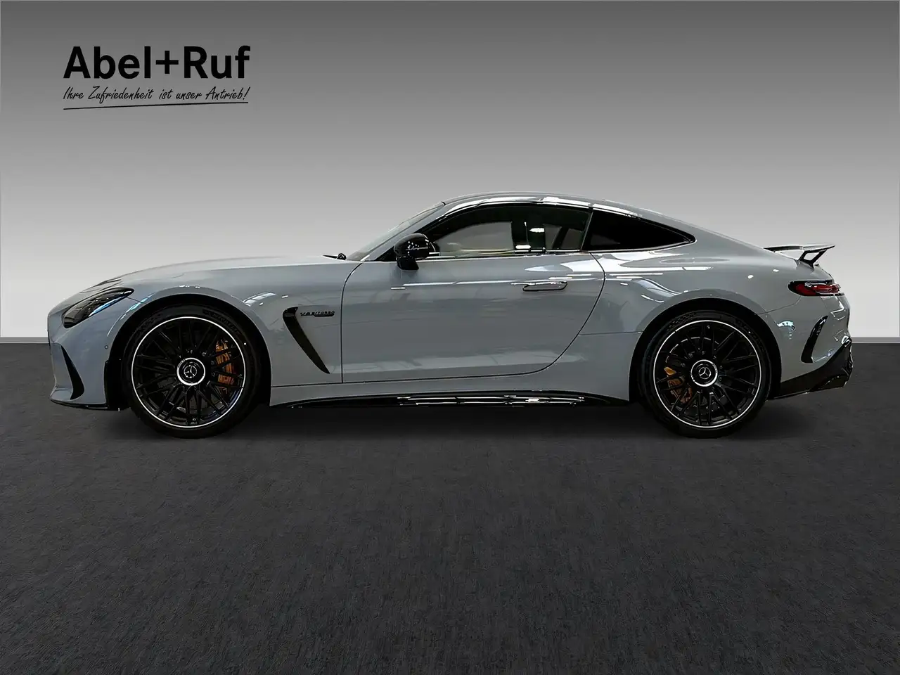 Mercedes-Benz AMG GT 63 4M+KERAMIK+CARBON+HEAD-UP+PERFORMANCE 4