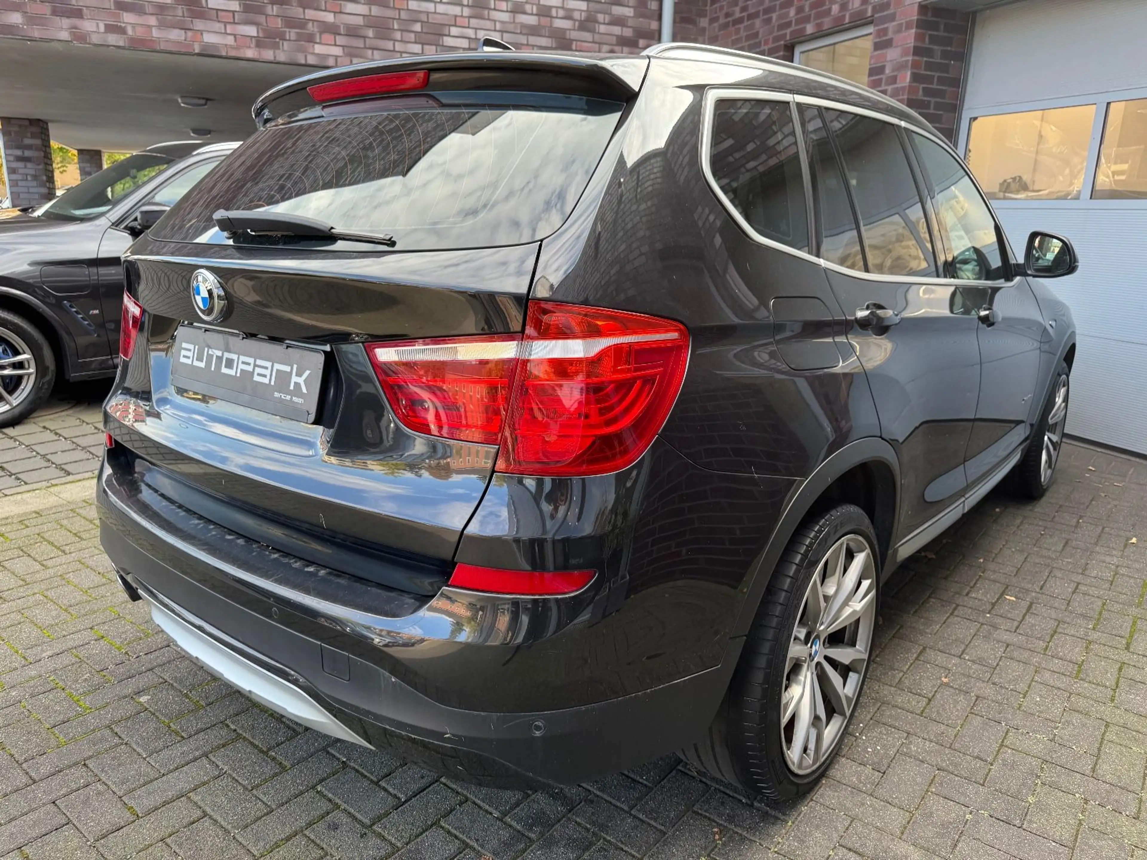 BMW X3 xDrive 30 d Xline LM18°Pano°Navi Prof°RFK AHK — photo 11