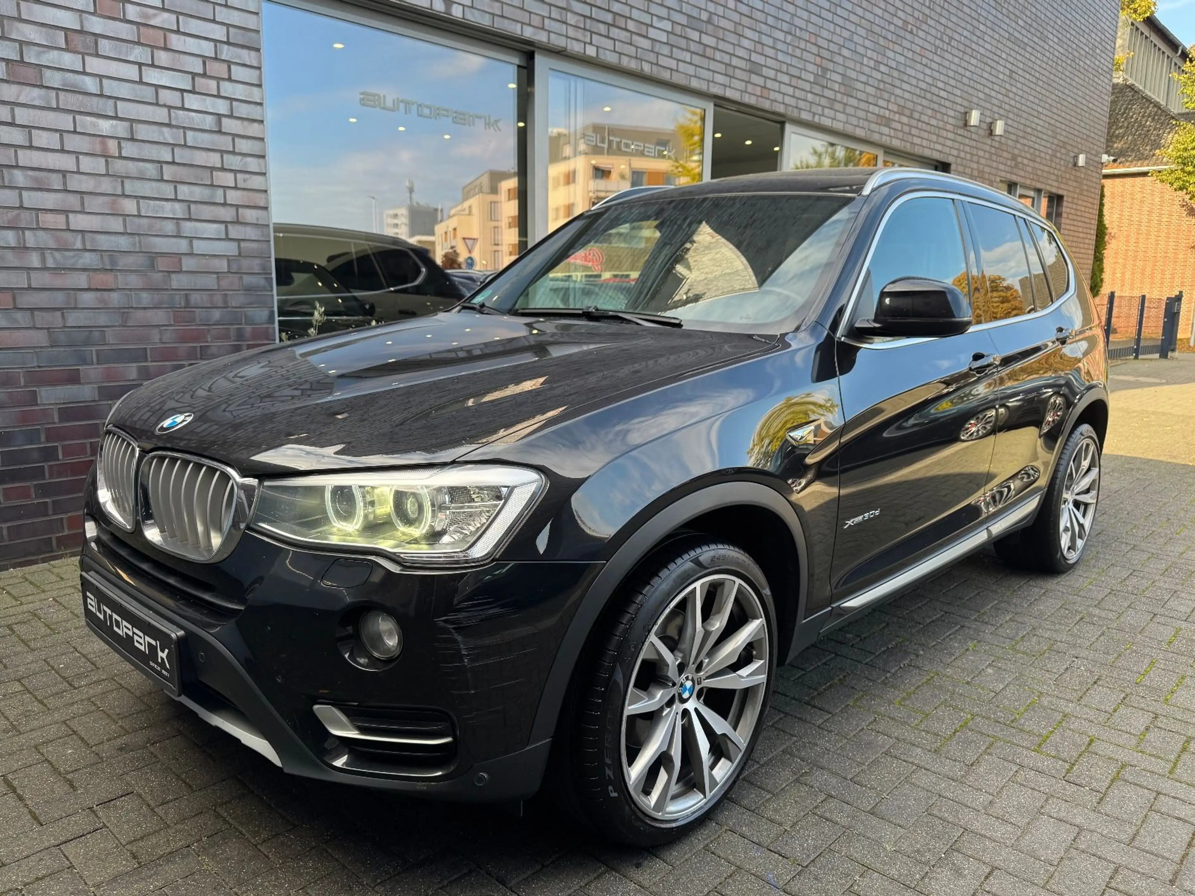 BMW X3 xDrive 30 d Xline LM18°Pano°Navi Prof°RFK AHK