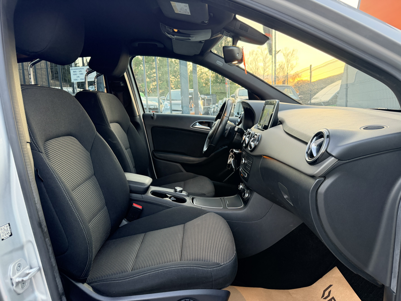 Mercedes-Benz B 180 D 2015 103000KM AUTOMAAT EURO6B NAVI PDC GARANTIE — photo 13