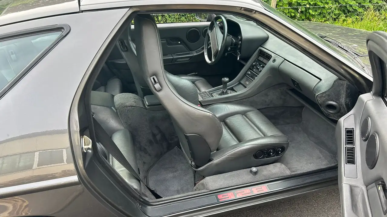Porsche 928 GT, foto 11