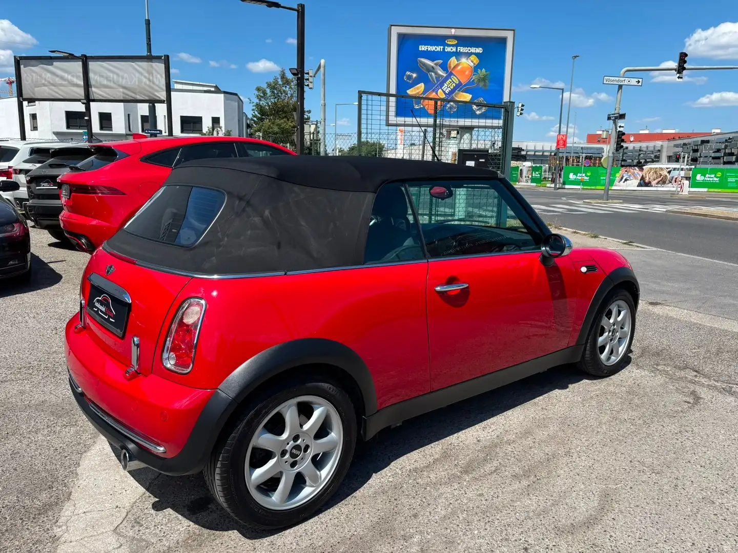 MINI Cooper Cabrio R52 Automatik 116PS Sportpaket Parkhilfe Rot - 2