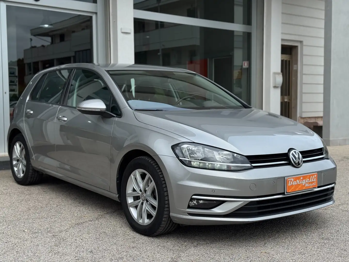 Volkswagen Golf 1.6 TDI 115 CV 5p. Business BlueMotion, condizioni Argent - 2