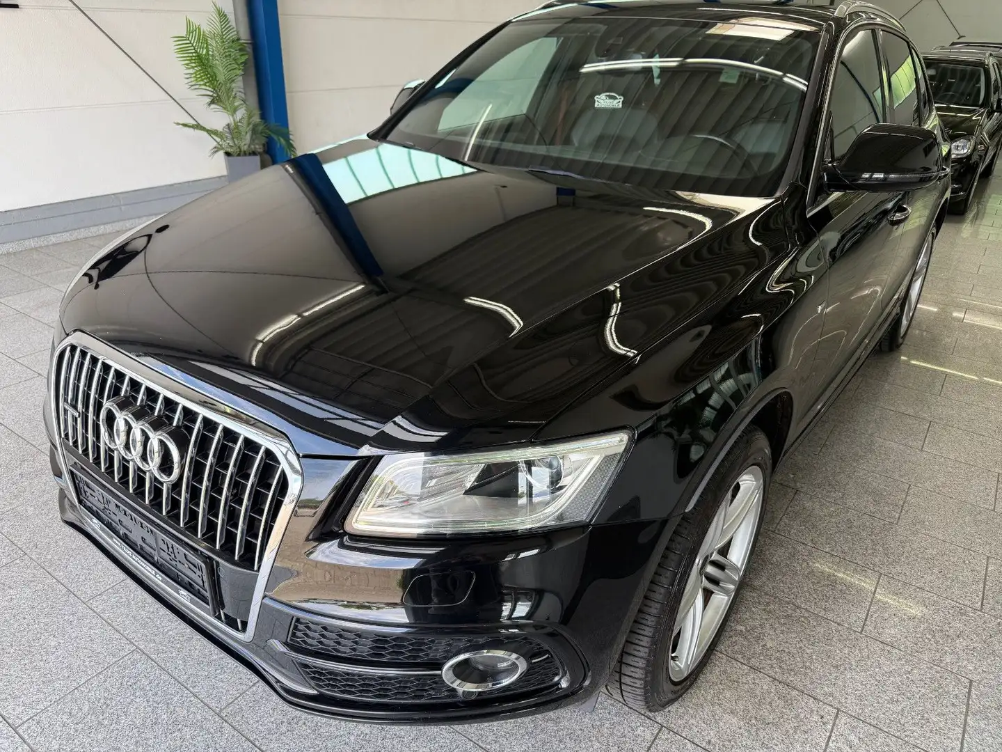 Audi Q5 2.0 TDI*QUATTRO*S-LINE*B&O*PANO*RFK*ACC*BI-XE Schwarz - 2