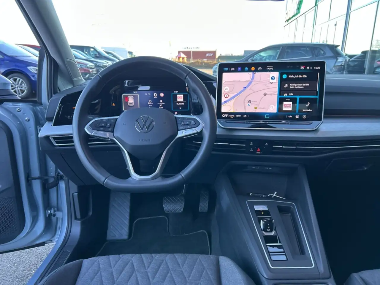 Volkswagen Golf VIII 1.5 eTSI Life DSG LED Navi Allwetterreifen As 11