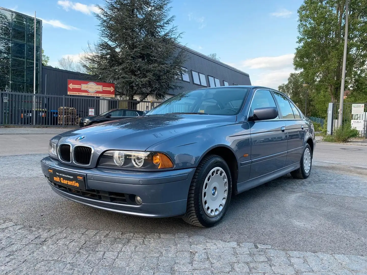BMW 525 i  NR 24 Albastru - 1