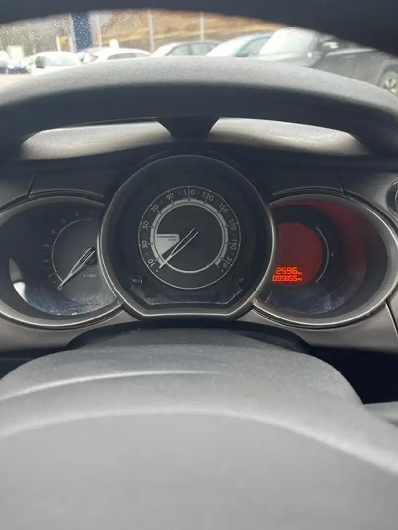 Citroen C3 Selection super Zustand wenig gelaufen !!! 1. Hand Silber - 2