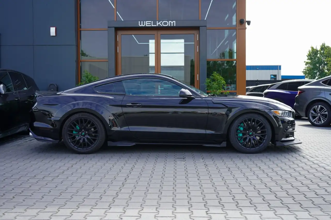 FORD MUSTANG FASTBACK 5.0 GT 421CH - BVA - CAMÉRA D'AIDE AU STATIONNEMENT - SELLERIE CUIR - CARBON - VERSION UE
