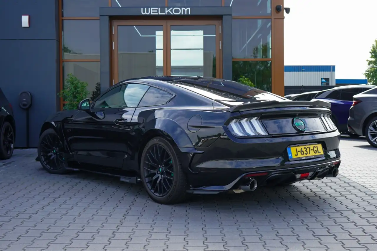 FORD MUSTANG FASTBACK 5.0 GT 421CH - BVA - CAMÉRA D'AIDE AU STATIONNEMENT - SELLERIE CUIR - CARBON - VERSION UE