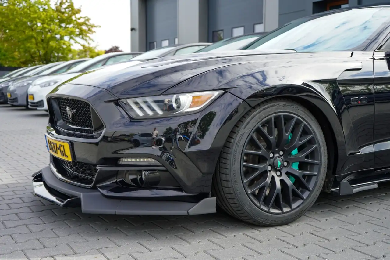 FORD MUSTANG FASTBACK 5.0 GT 421CH - BVA - CAMÉRA D'AIDE AU STATIONNEMENT - SELLERIE CUIR - CARBON - VERSION UE