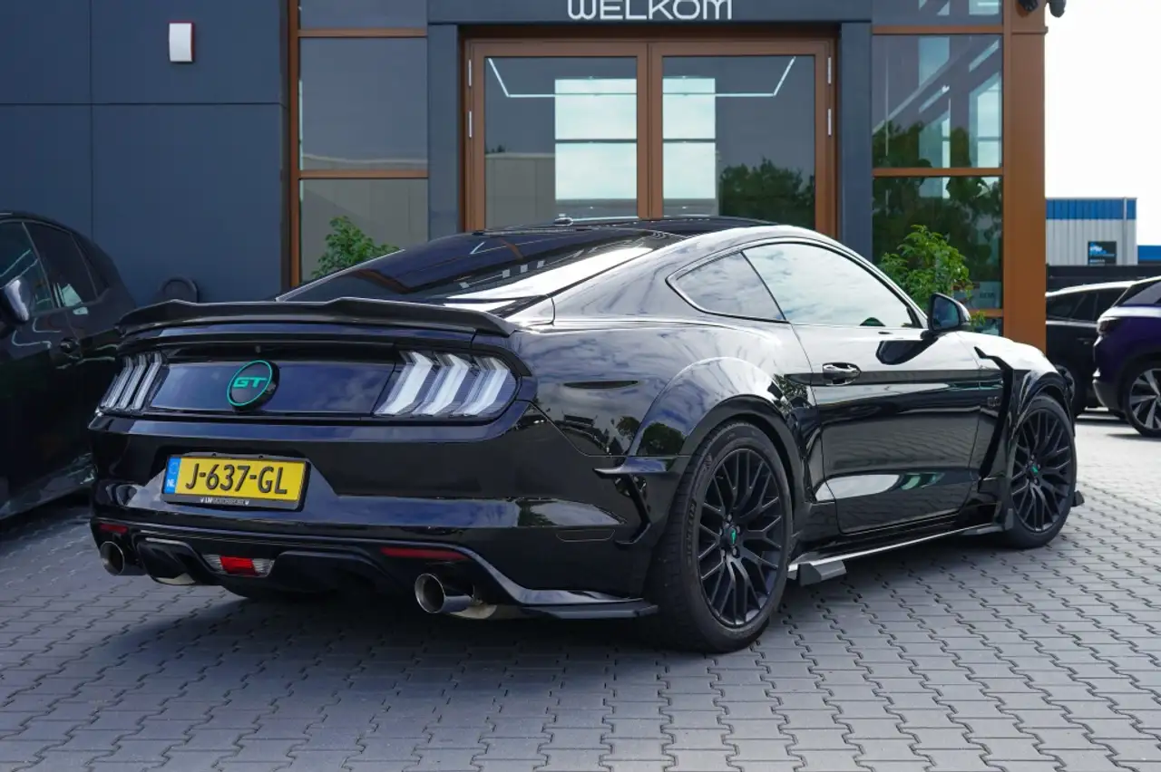FORD MUSTANG FASTBACK 5.0 GT 421CH - BVA - CAMÉRA D'AIDE AU STATIONNEMENT - SELLERIE CUIR - CARBON - VERSION UE