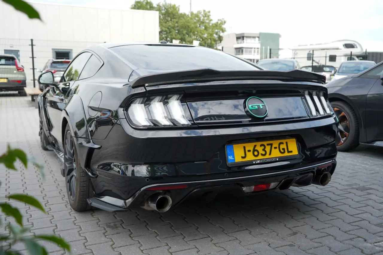 FORD MUSTANG FASTBACK 5.0 GT 421CH - BVA - CAMÉRA D'AIDE AU STATIONNEMENT - SELLERIE CUIR - CARBON - VERSION UE