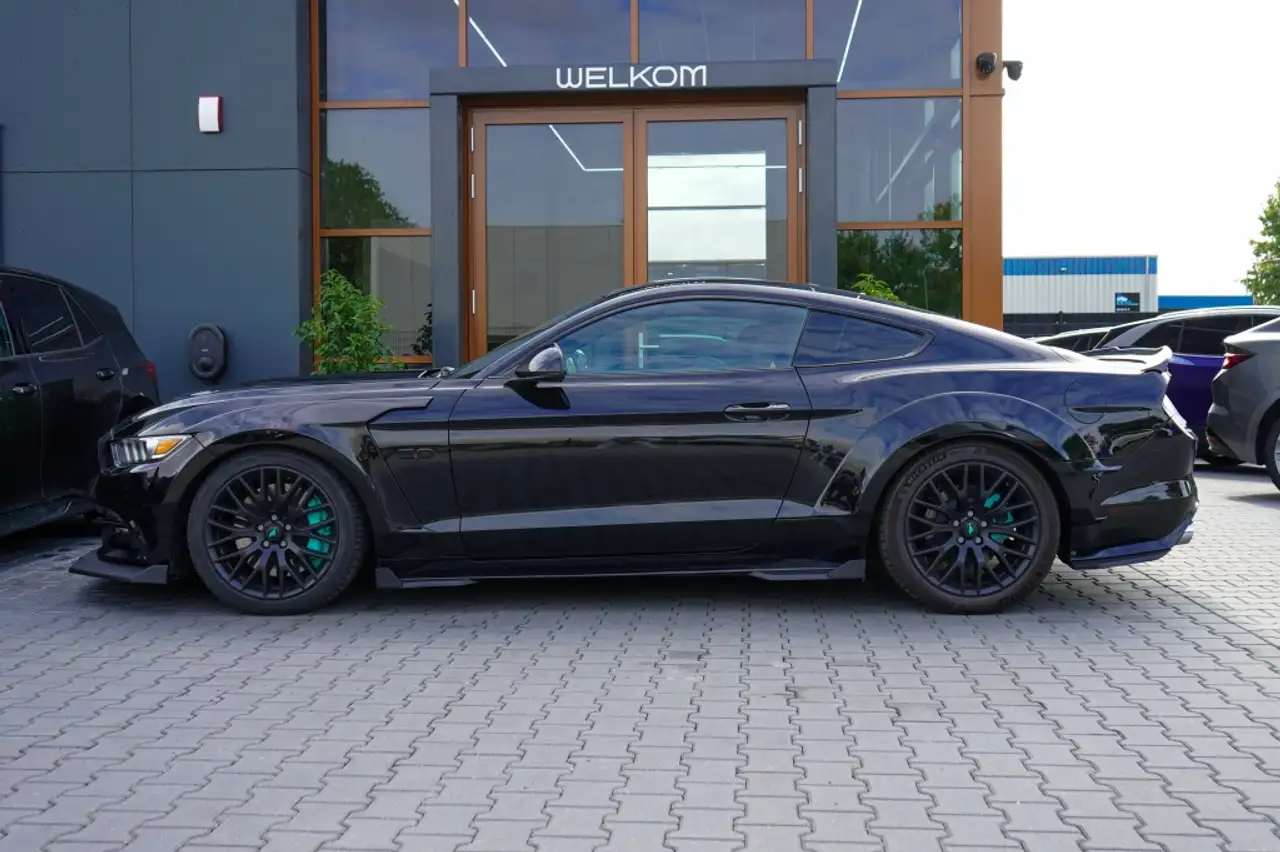 FORD MUSTANG FASTBACK 5.0 GT 421CH - BVA - CAMÉRA D'AIDE AU STATIONNEMENT - SELLERIE CUIR - CARBON - VERSION UE