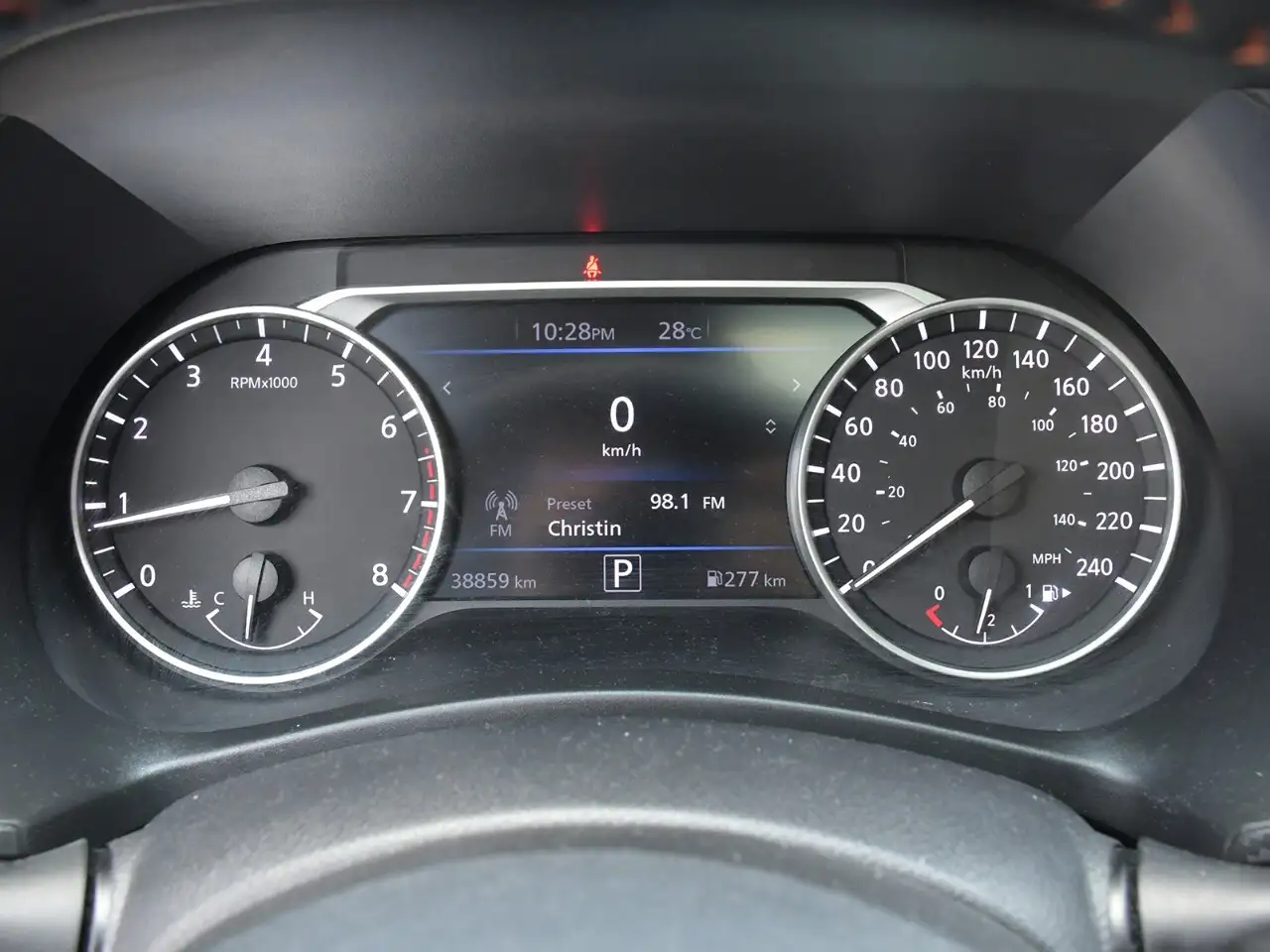 Nissan Sentra снимка Nissan Sentra