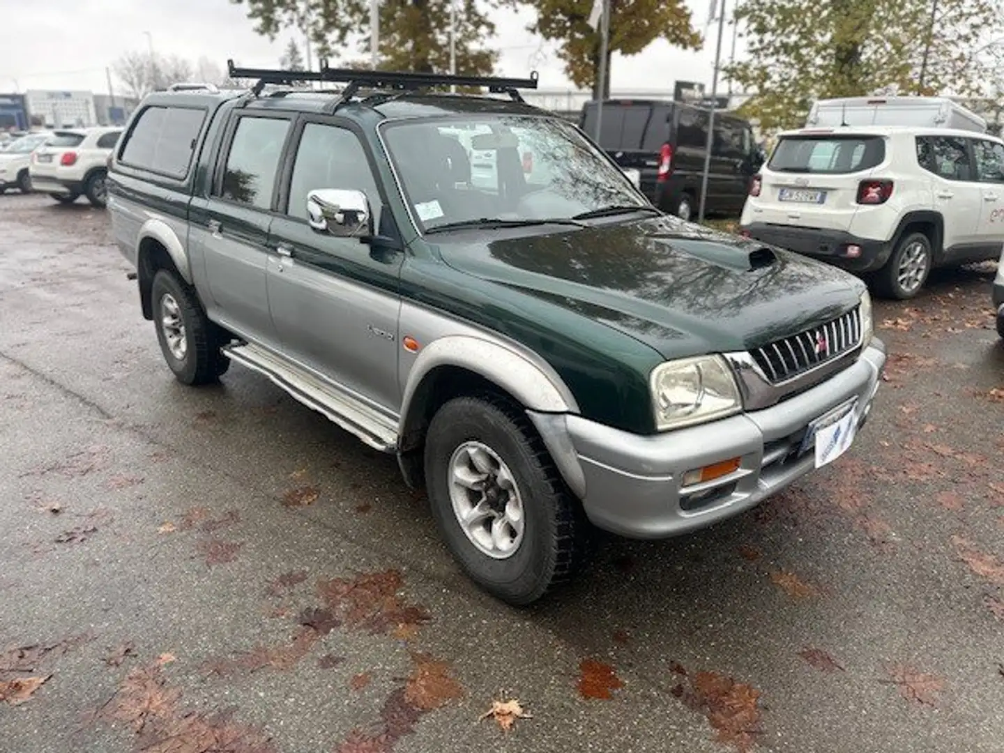 Mitsubishi L200 L200 d.cab 2.5 tdi GLS 4wd Verde - 2