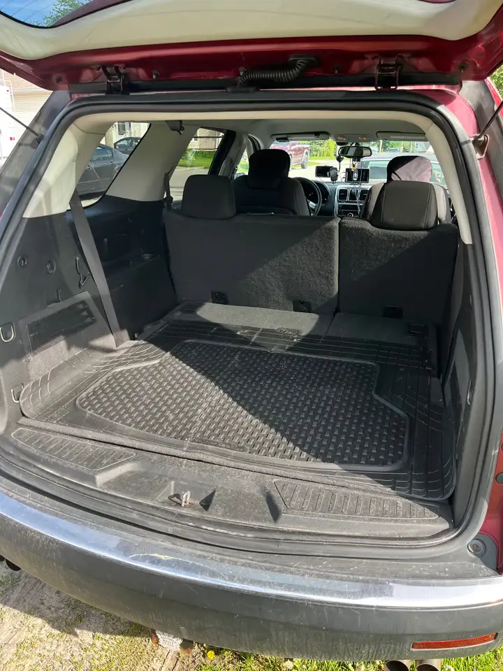 GMC Acadia снимка GMC Acadia