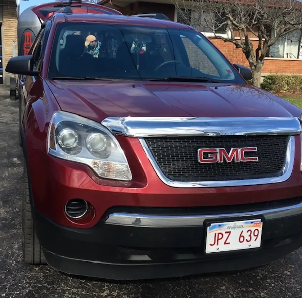 GMC Acadia снимка GMC Acadia