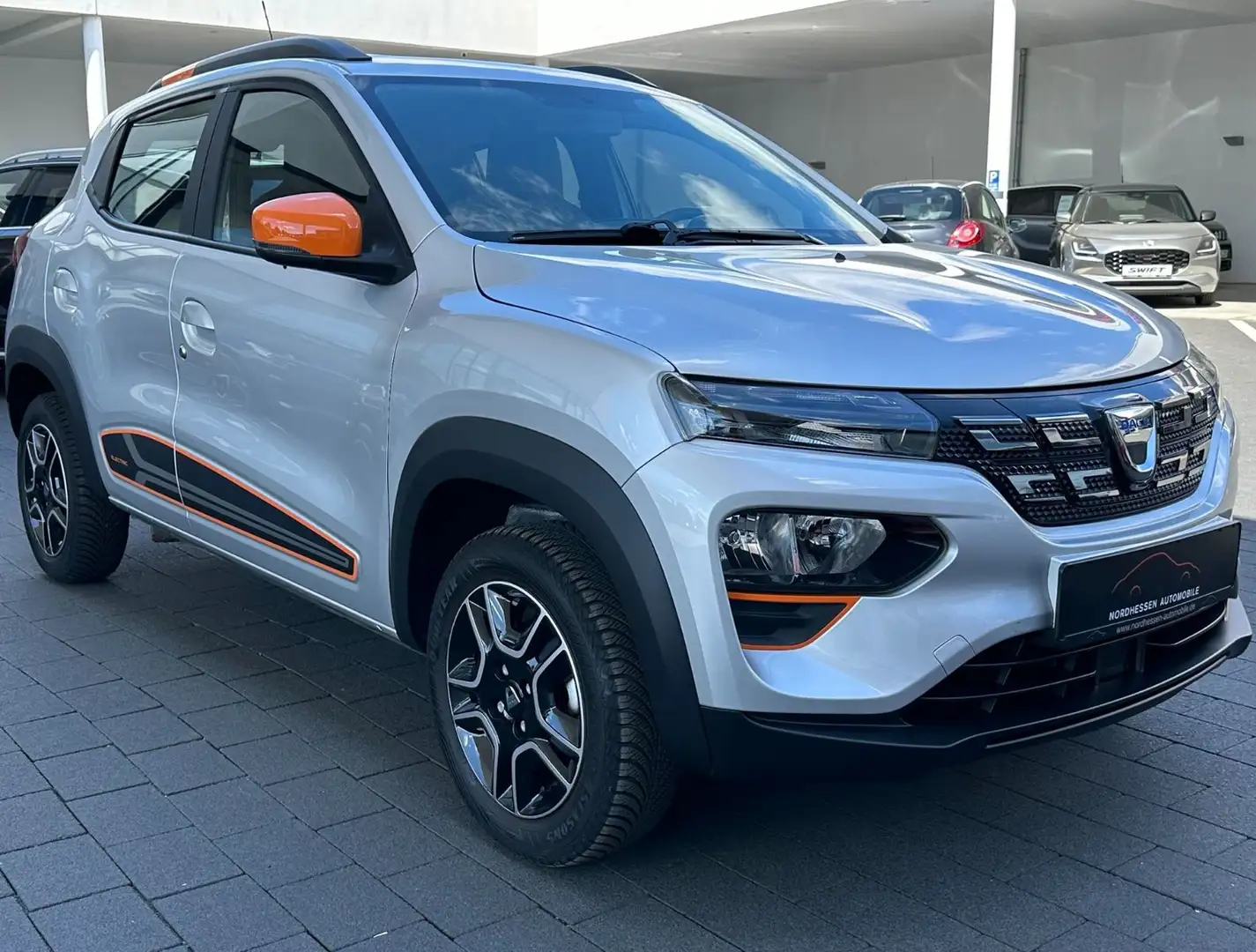 Dacia Spring Electric Comfort Plus Navigation | Kamera Srebrny - 2