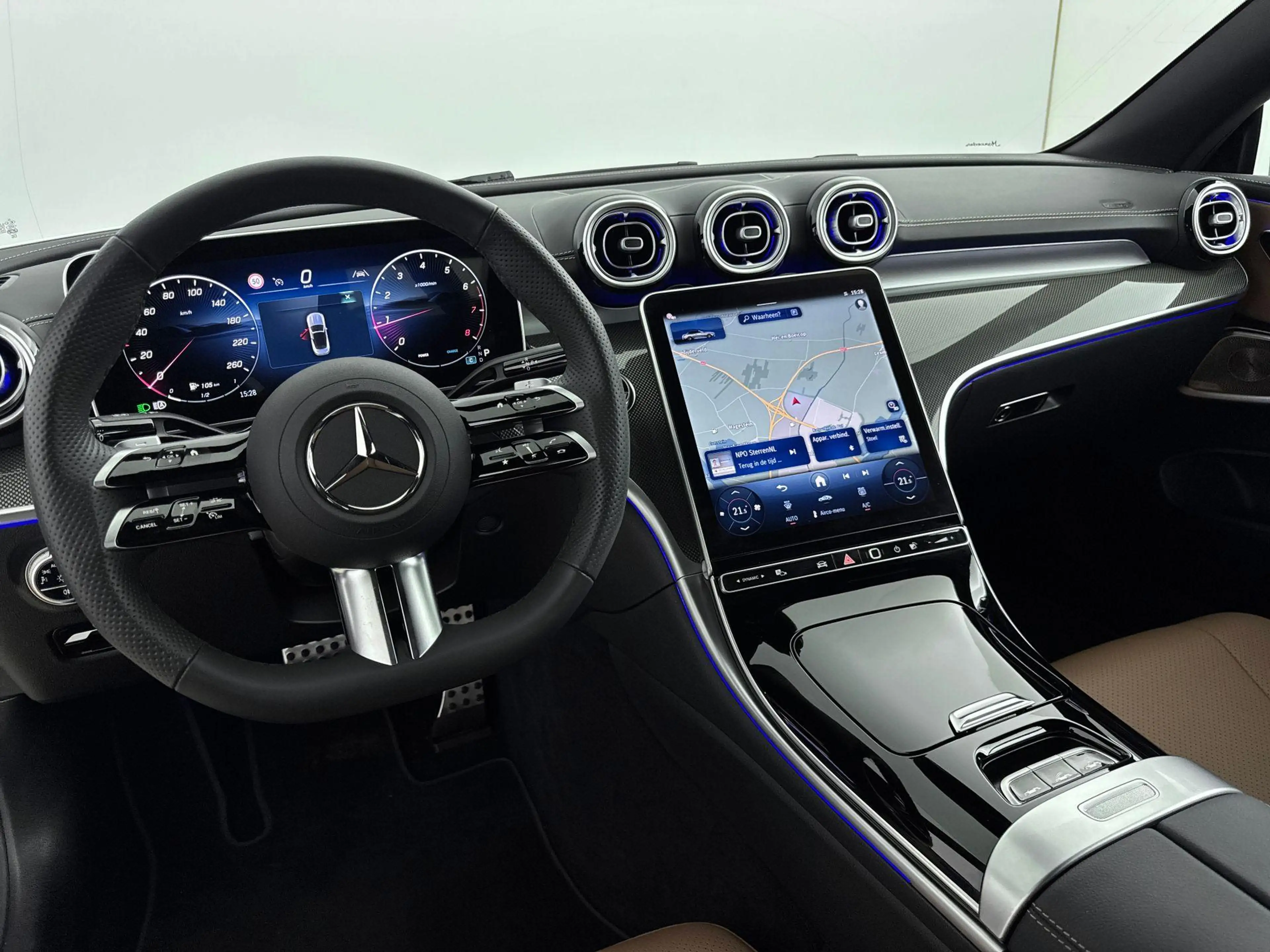 Mercedes-Benz CLE 200 CLE Cabriolet Automaat AMG Line | Premium Pakket | — photo 3
