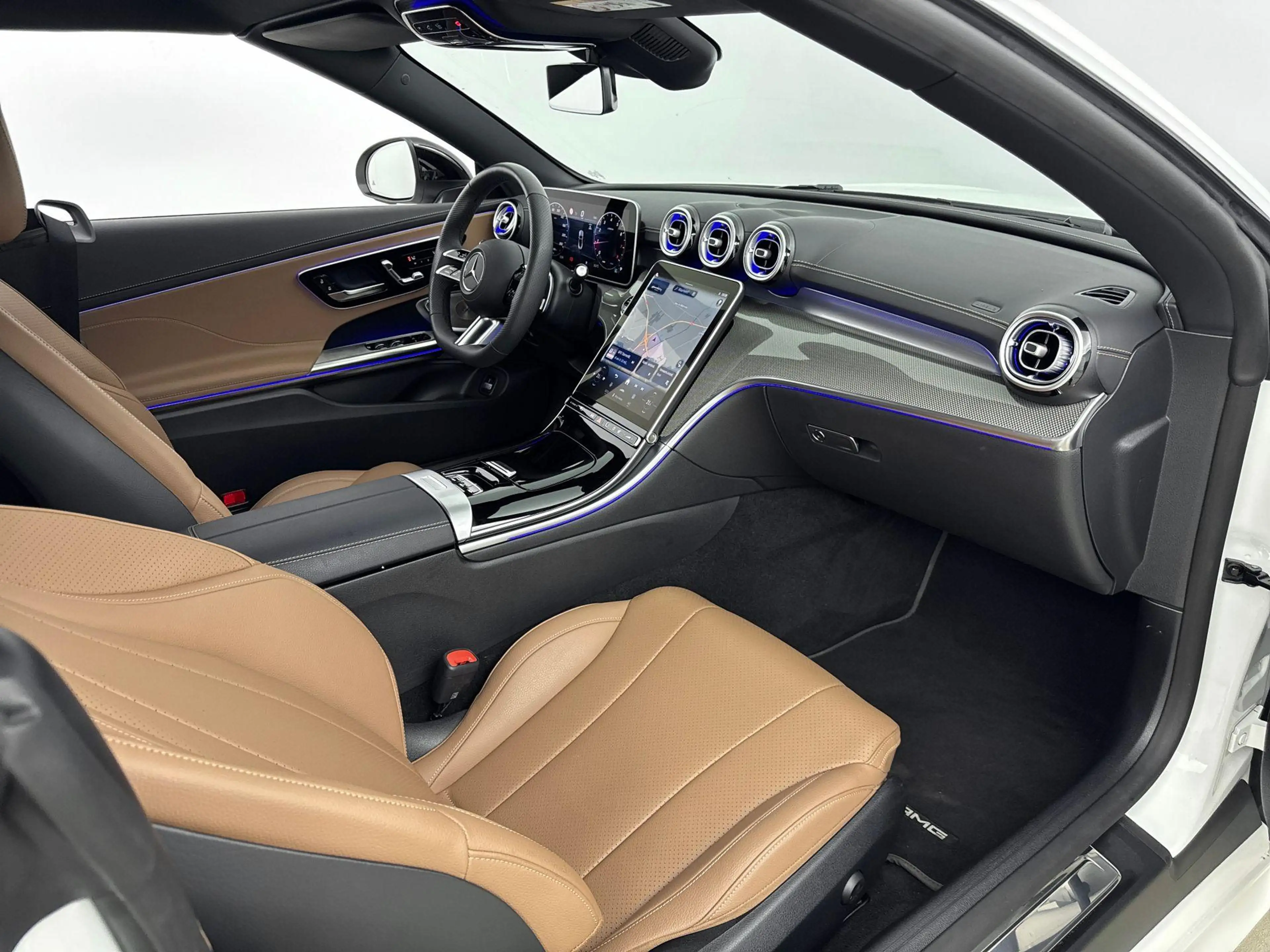 Mercedes-Benz CLE 200 CLE Cabriolet Automaat AMG Line | Premium Pakket | — photo 11