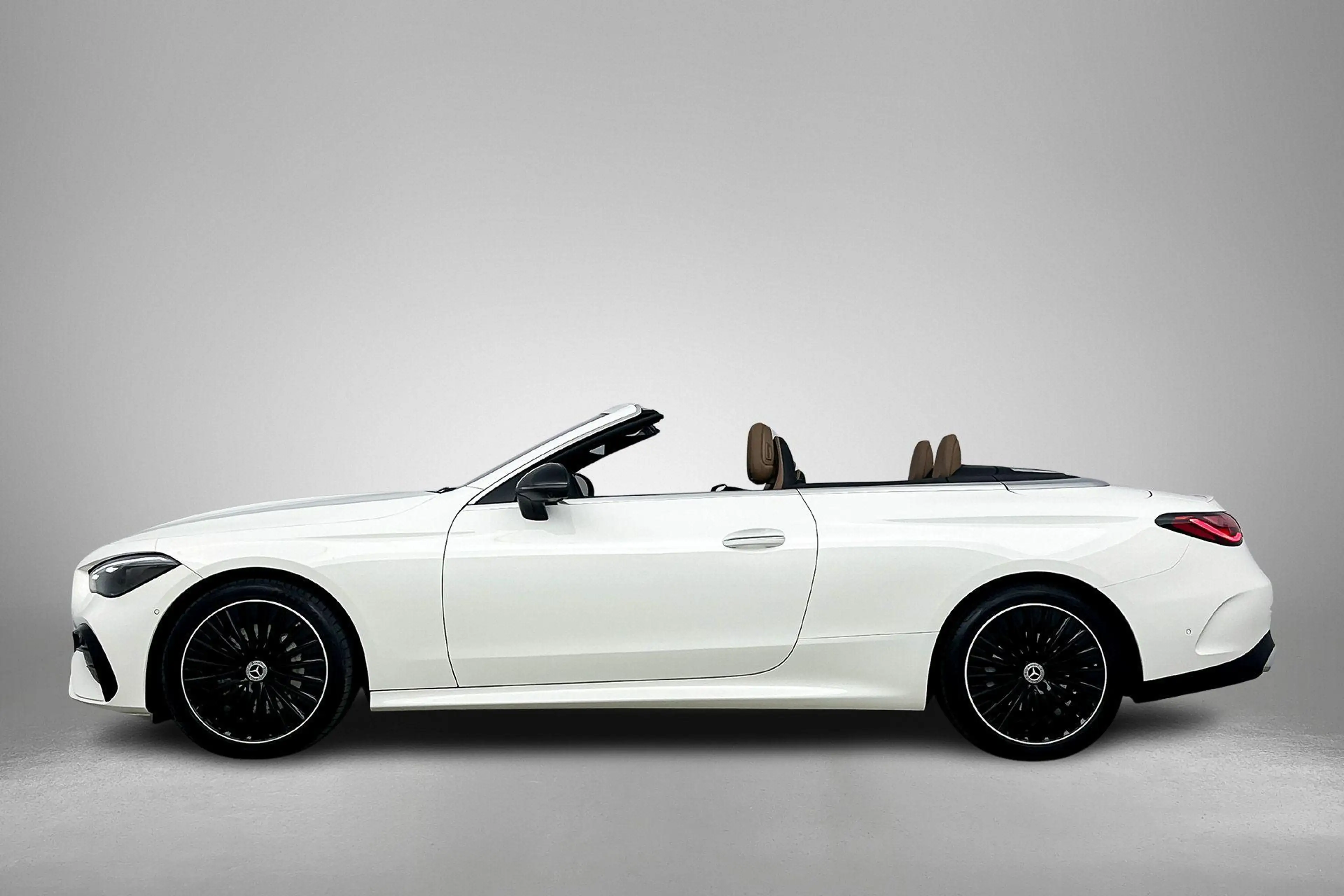 Mercedes-Benz CLE 200 CLE Cabriolet Automaat AMG Line | Premium Pakket | — photo 8