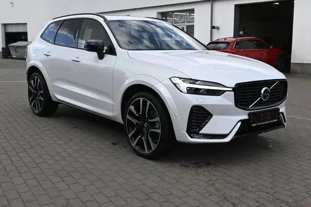 Volvo XC60 view 9