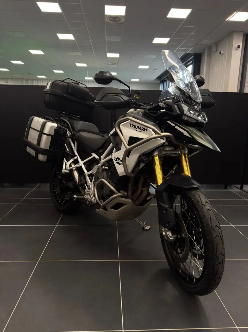 Triumph Tiger 1200 - 1