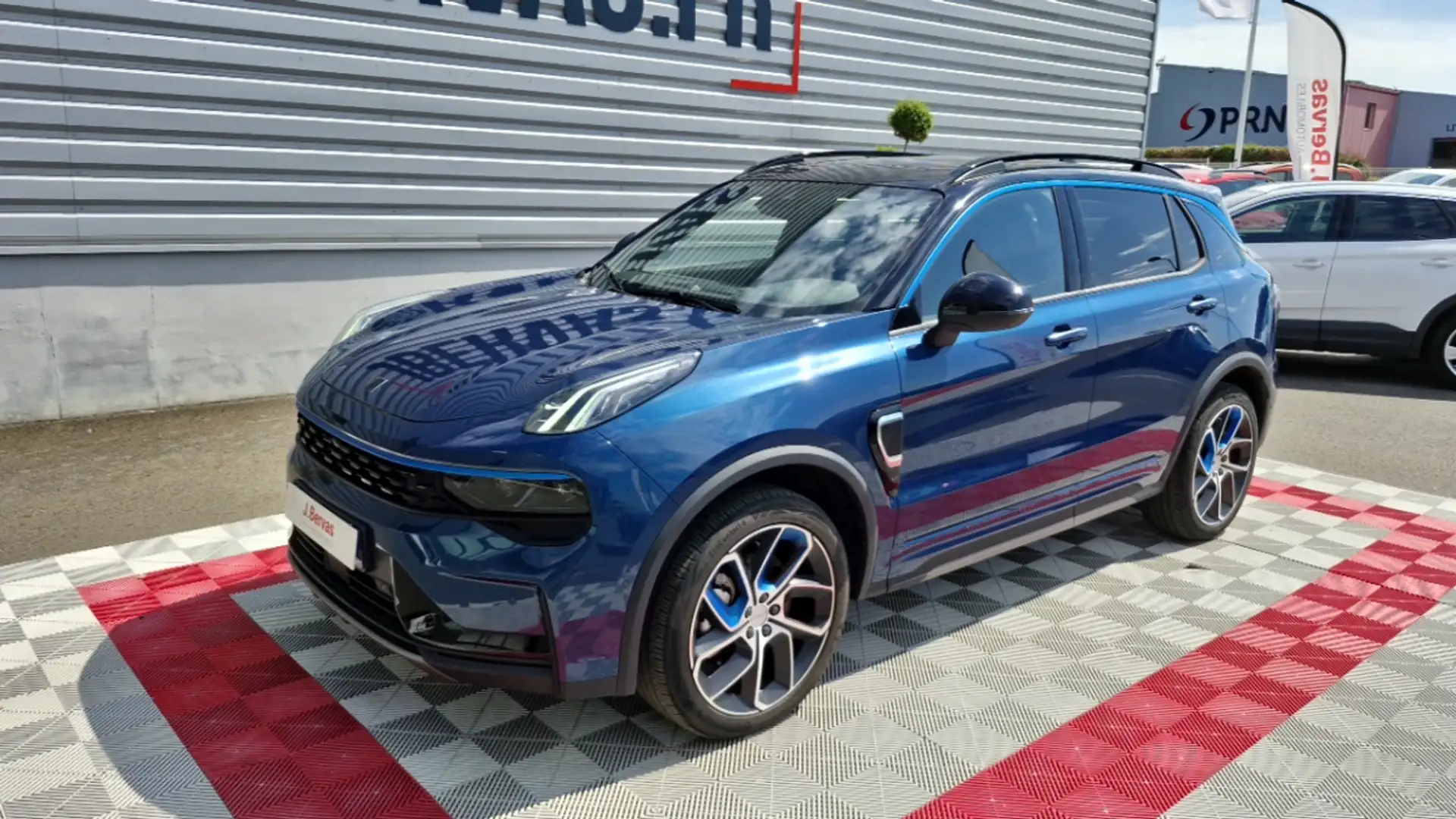 Lynk & Co 01 1.5 PHEV 261 CH DCTH7 Bleu - 2