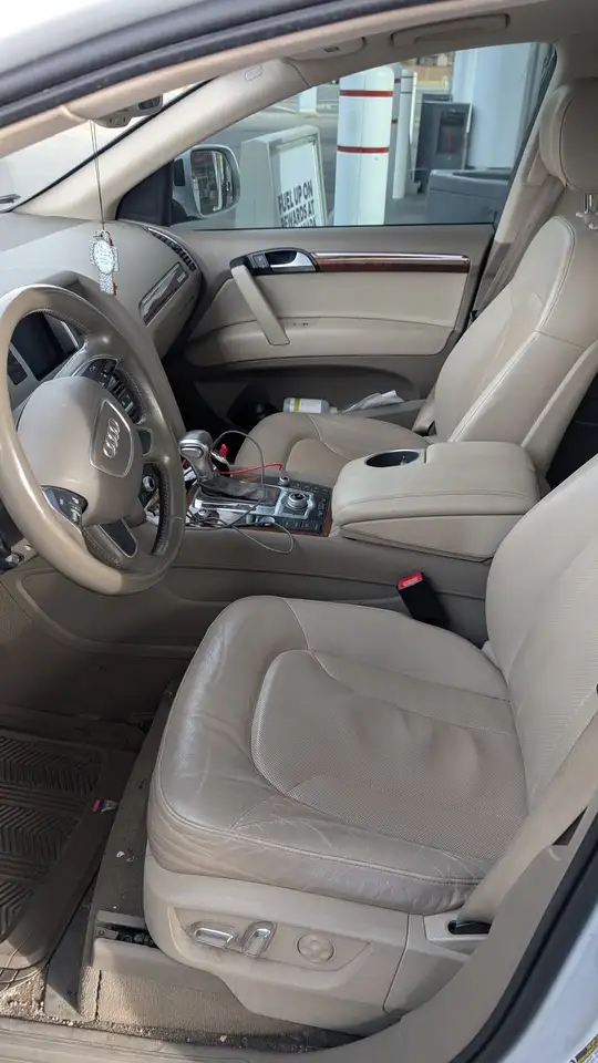 Audi Q7 снимка Audi Q7