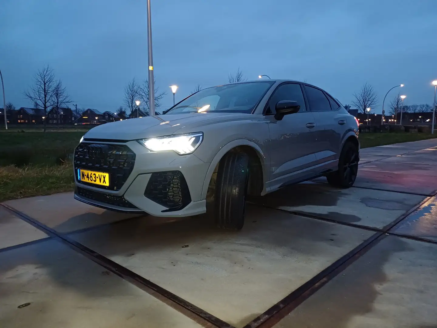 Audi RS Q3 TFSI Grau - 2