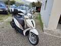 Piaggio Medley 125 Fehér - thumbnail 3