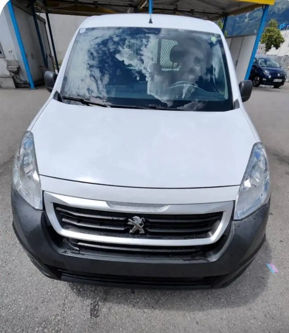 Peugeot Partner Kastenwagen Weiß - 2