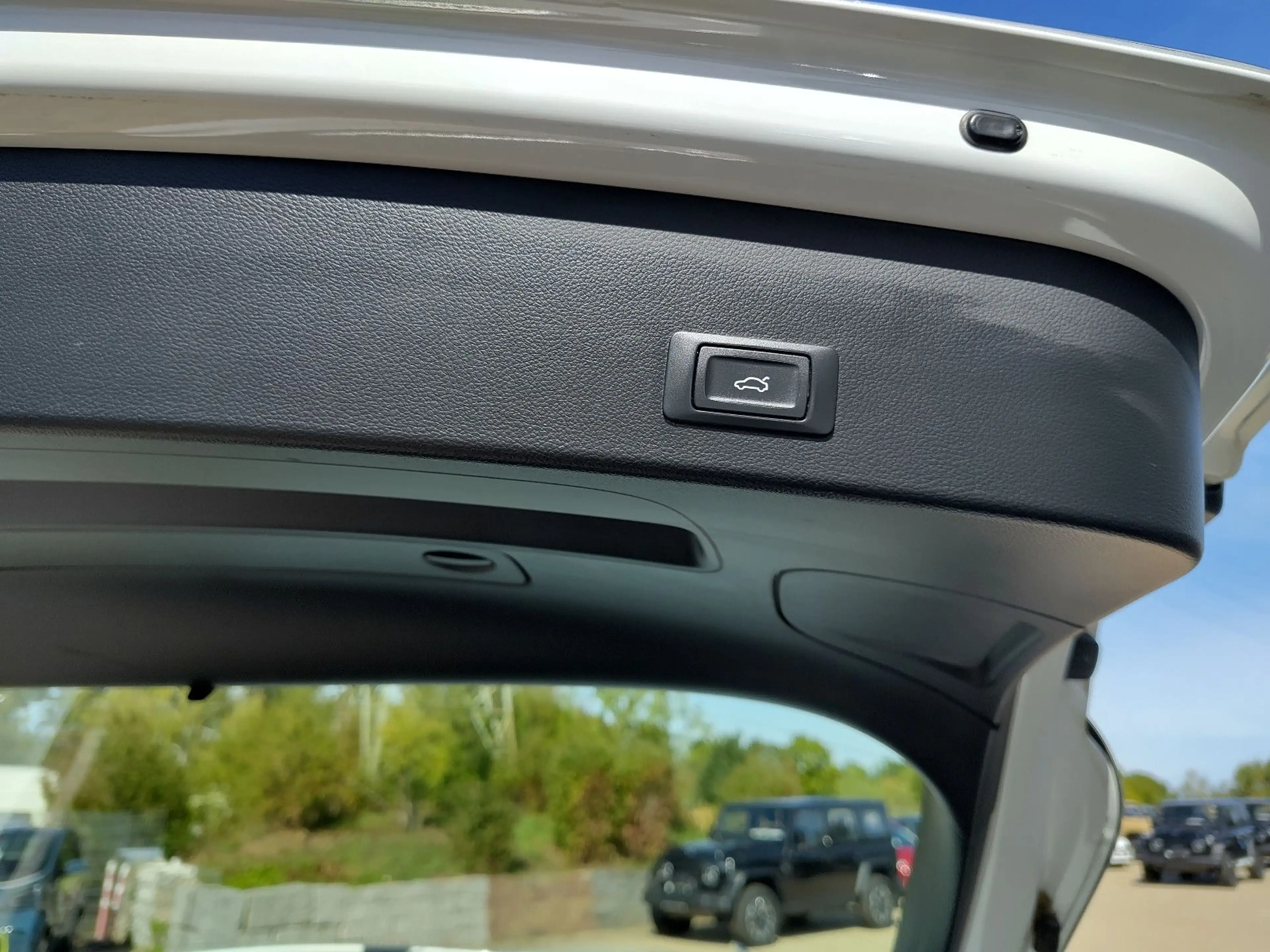 Audi A6 allroad 3.0 TDI quattro 200kW S tronic — photo 13