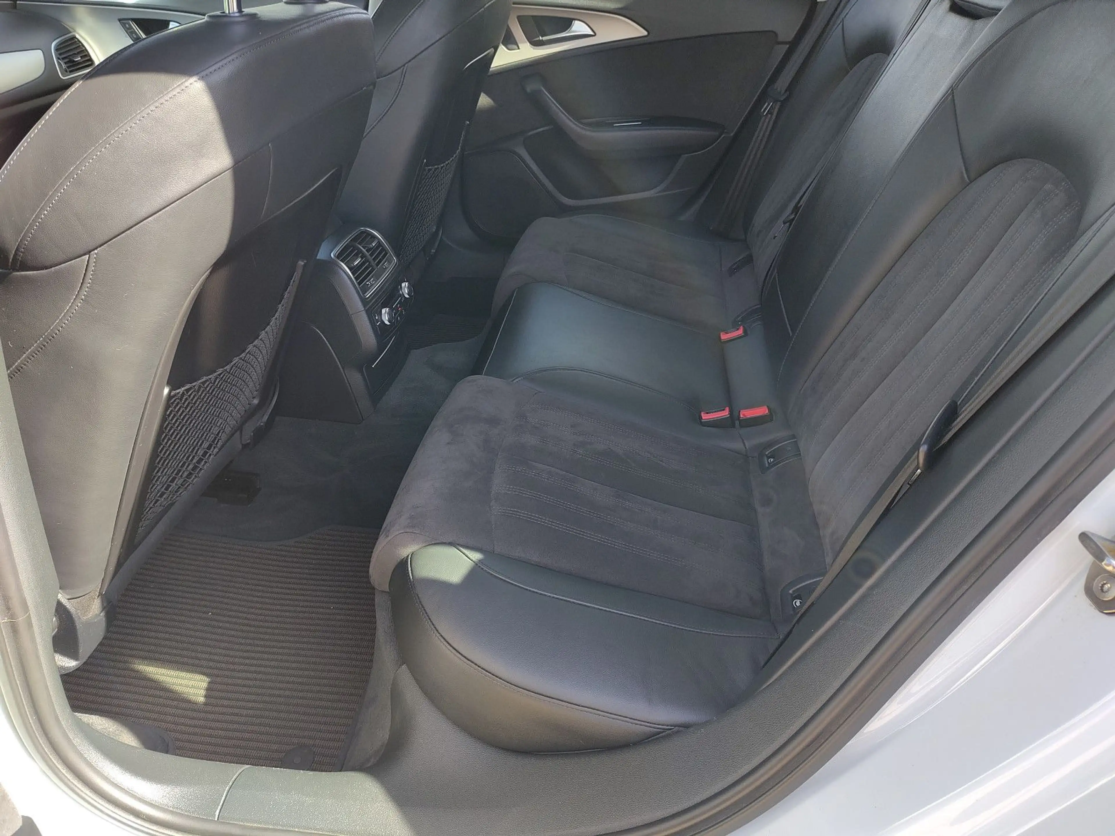 Audi A6 allroad 3.0 TDI quattro 200kW S tronic — photo 11