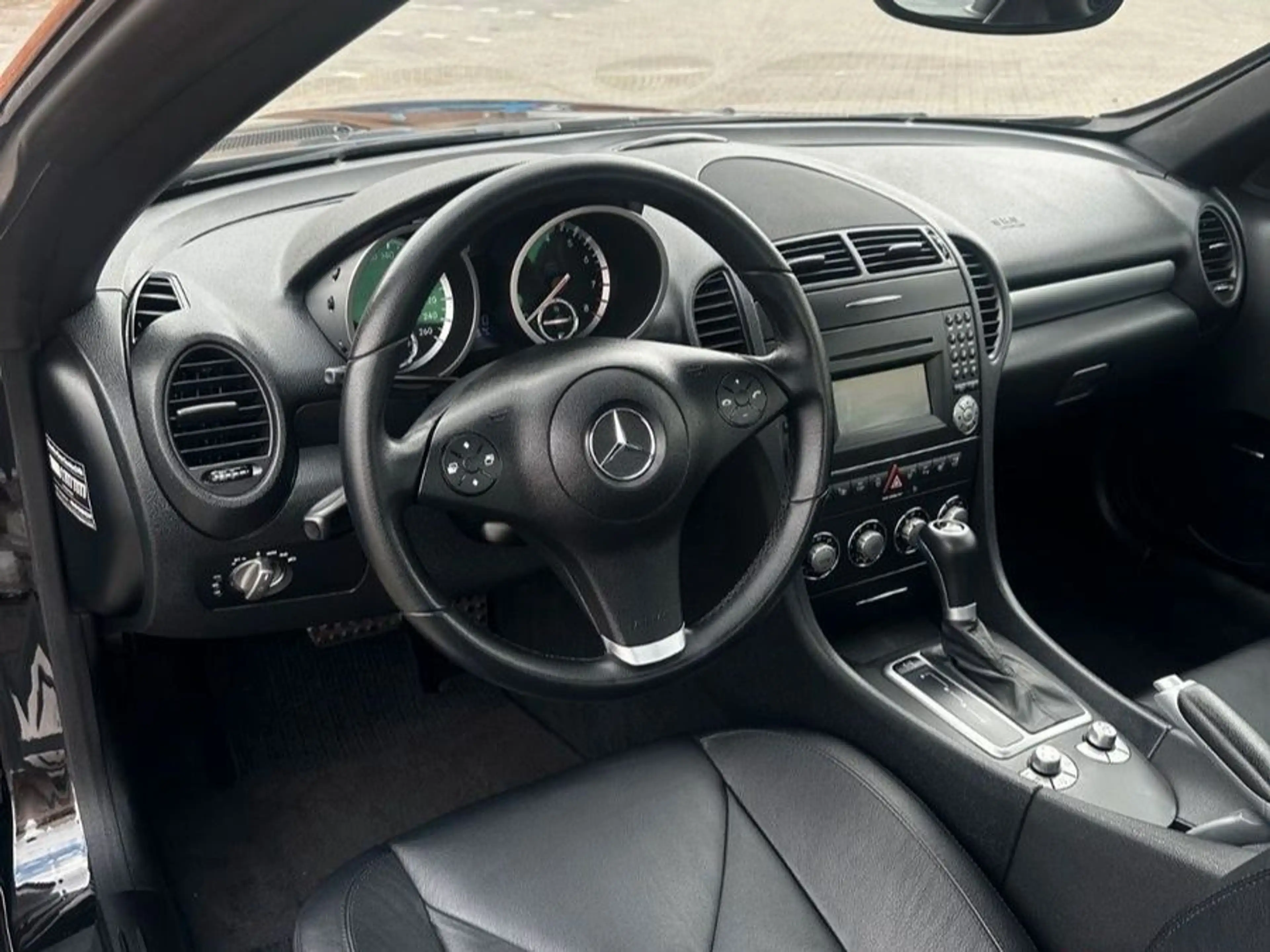 Mercedes-Benz SLK 200 Kompressor Xenon Airscarf Klimaautomatik — photo 13