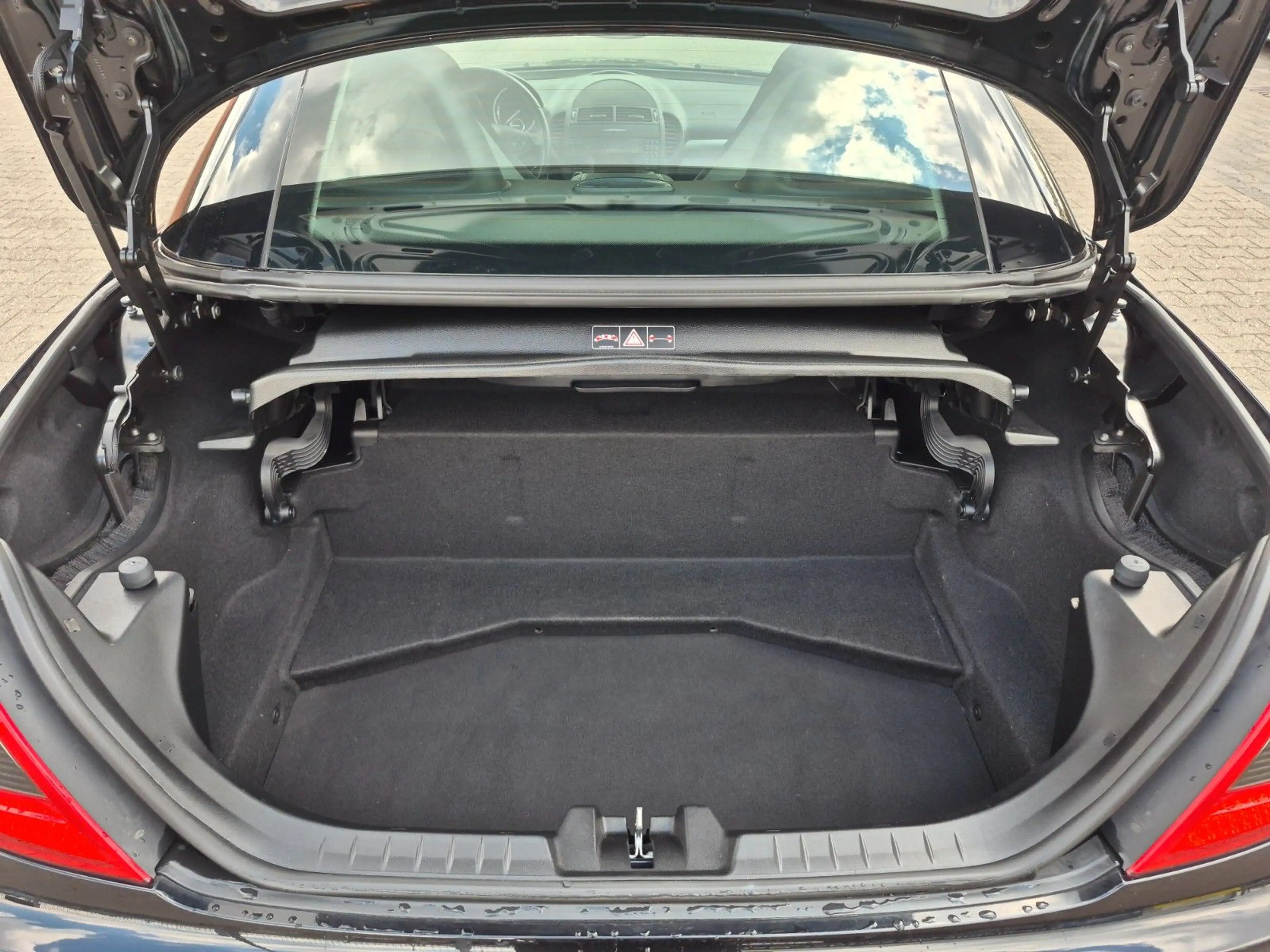 Mercedes-Benz SLK 200 Kompressor Xenon Airscarf Klimaautomatik — photo 12