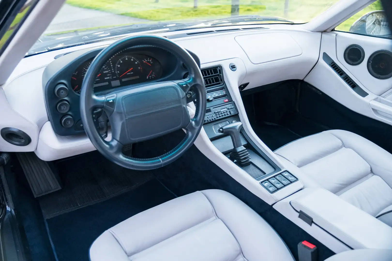 Porsche 928 GTS Bleu - 2