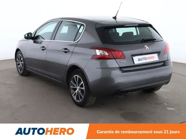 Peugeot 308 view 4
