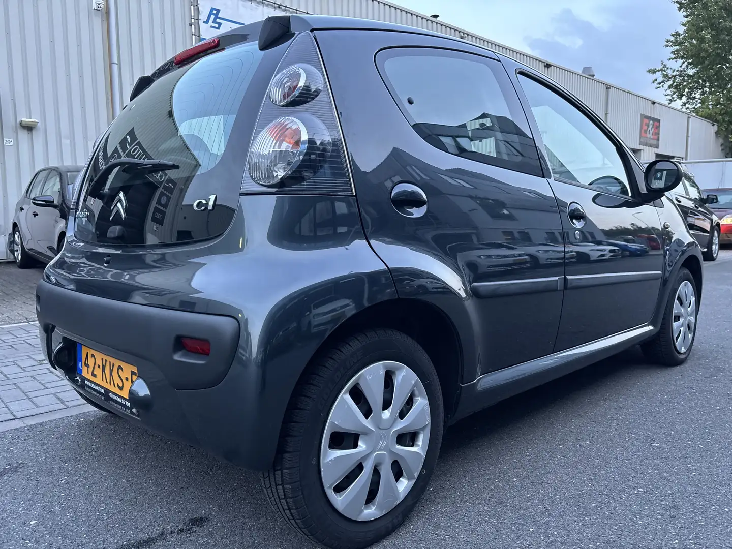 Citroen C1 1.0-12V Ambiance AUTOMAAT 5 DEURS / DEALER ONDERHO Grau - 2