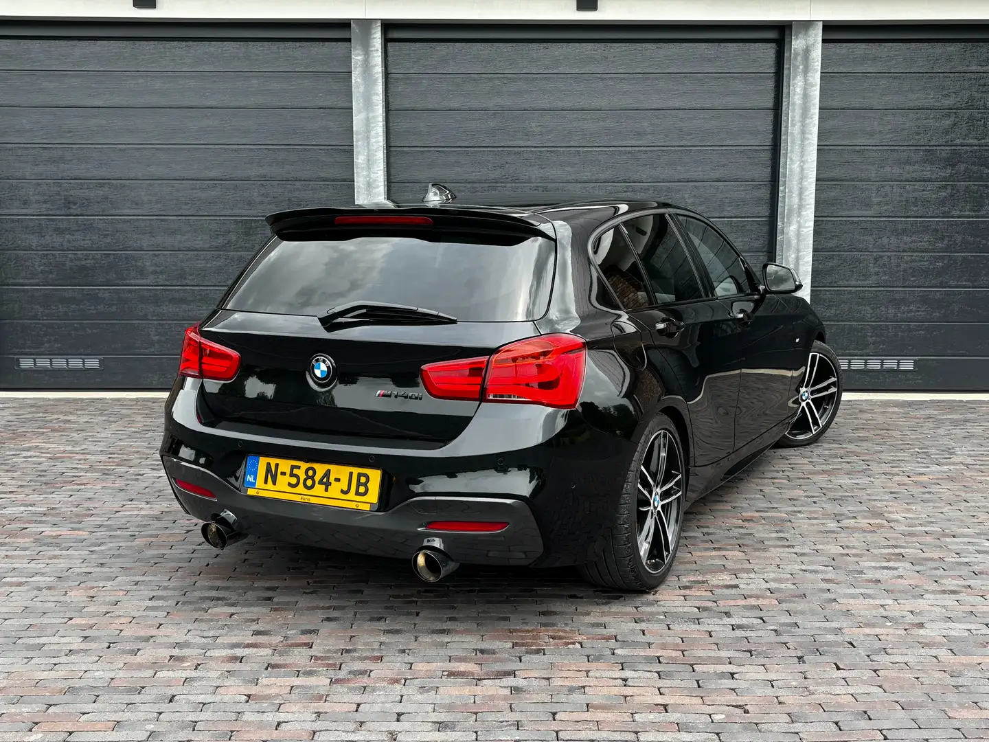 BMW 140 M140i xDrive High Executive Siyah - 2