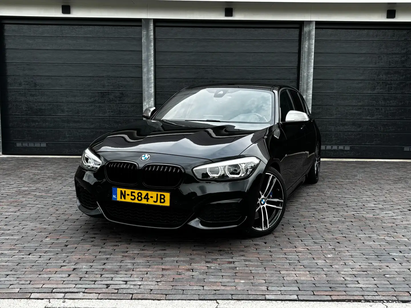 BMW 140 M140i xDrive High Executive Siyah - 1