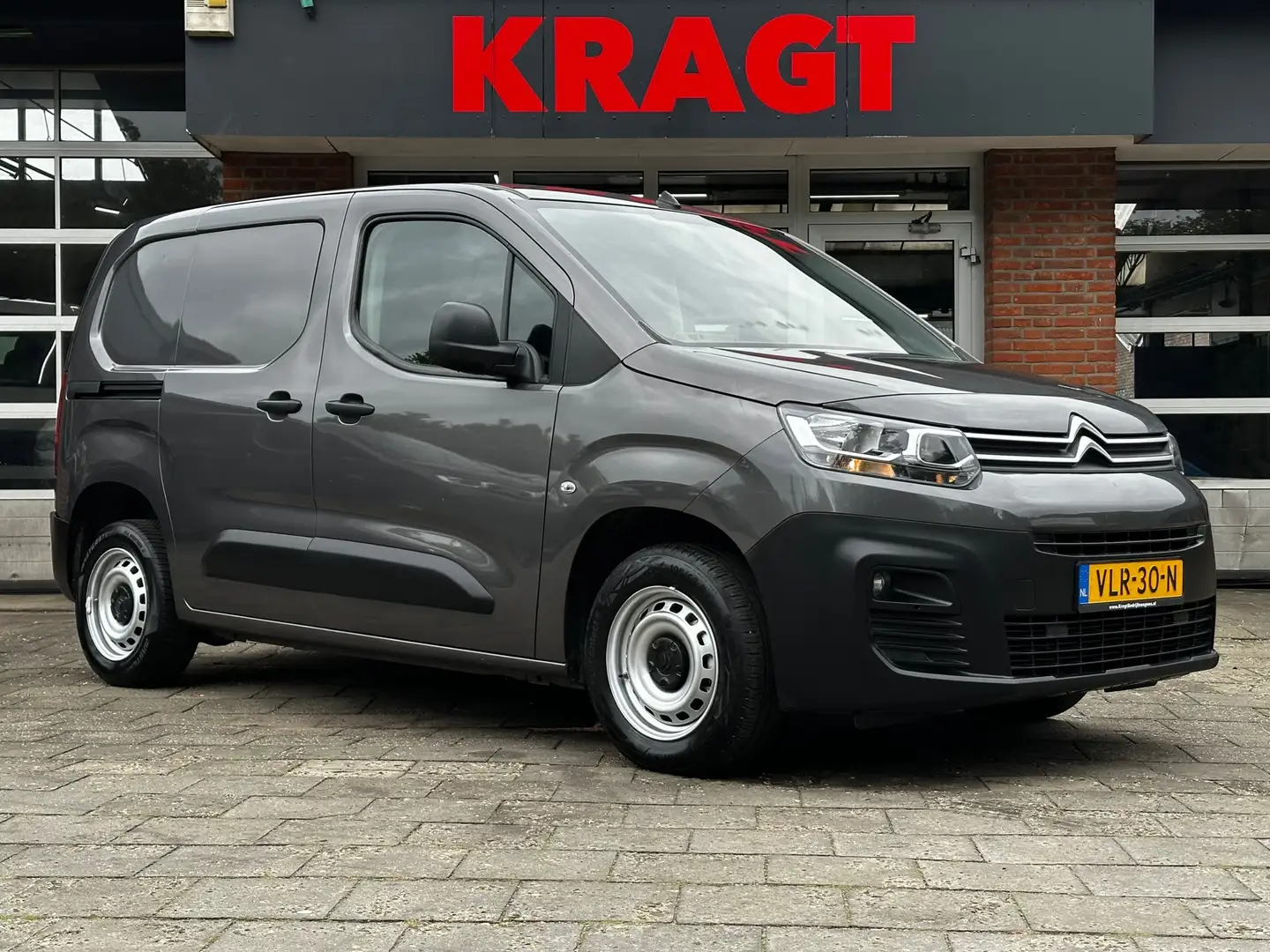 Citroen Berlingo 1.5 BlueHDI Club EURO6/NAVI/CRUISE/AIRCO/METALLIC Gris - 2