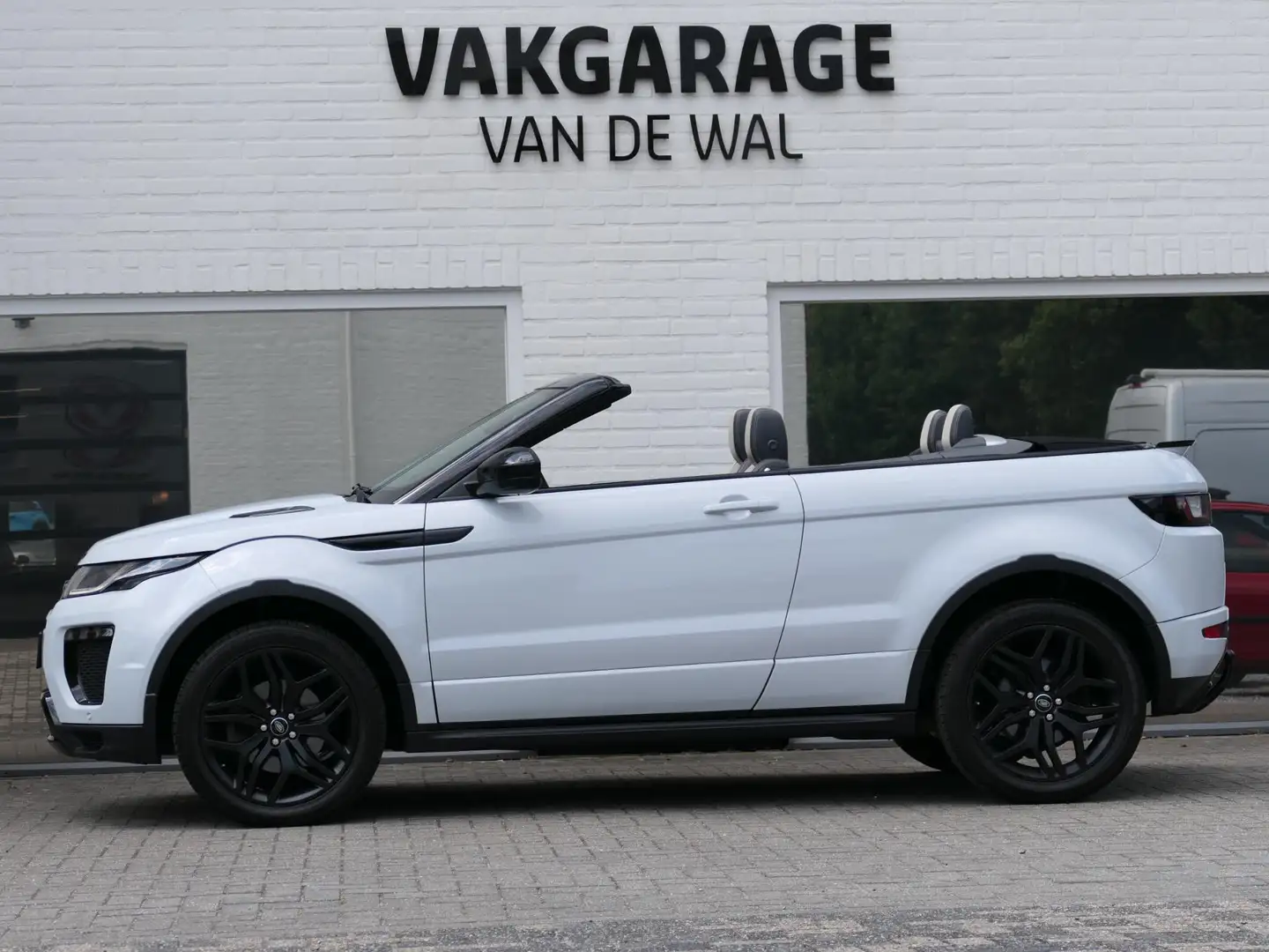 Land Rover Range Rover Evoque Convertible 2.0 Si4 HSE Dynamic | Meridian | Stoel Alb - 2
