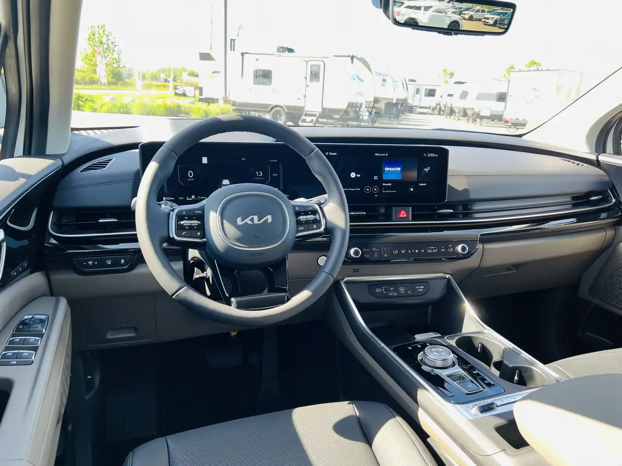 Kia Carnival photo Kia Carnival