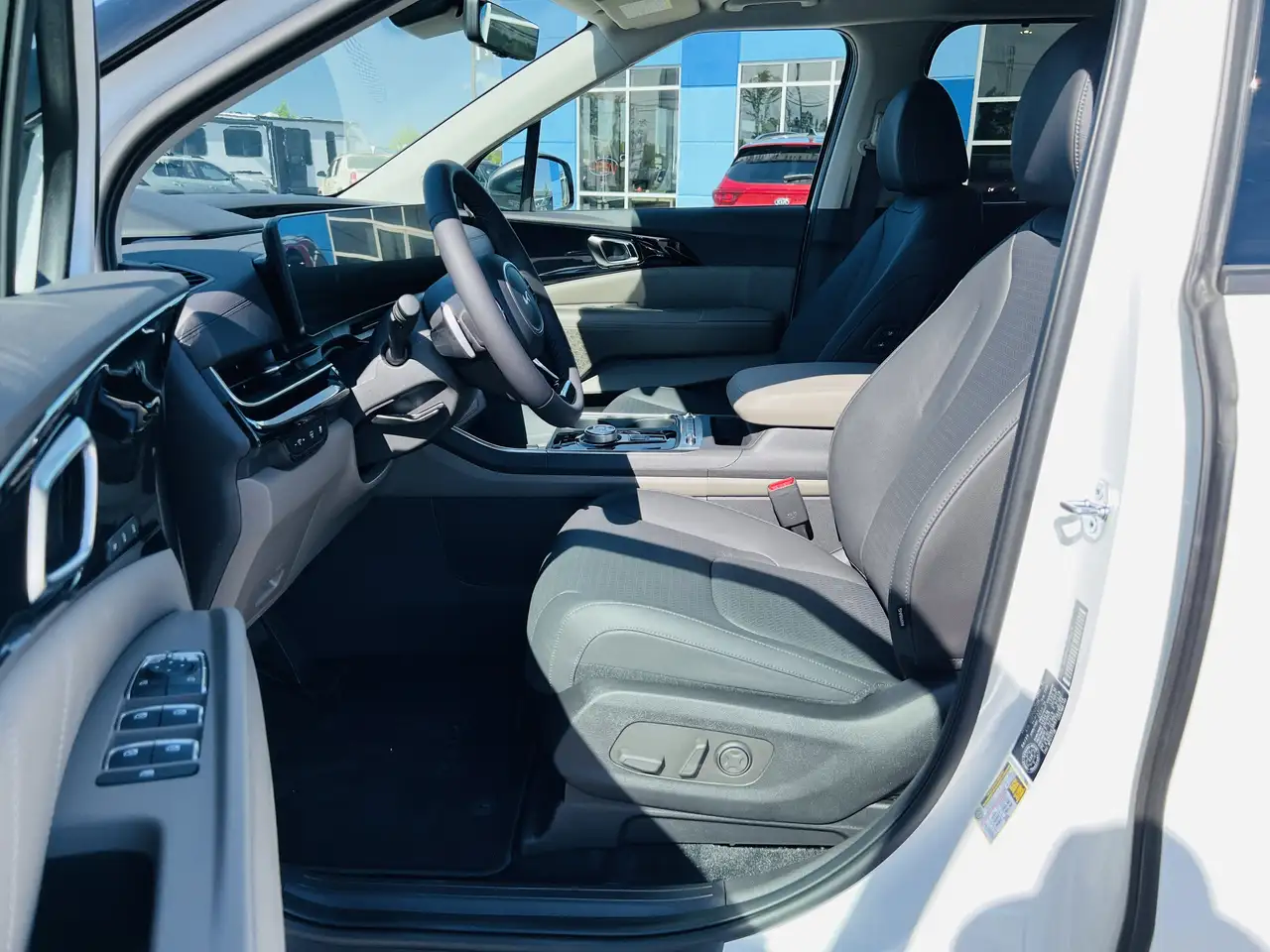 Kia Carnival photo Kia Carnival