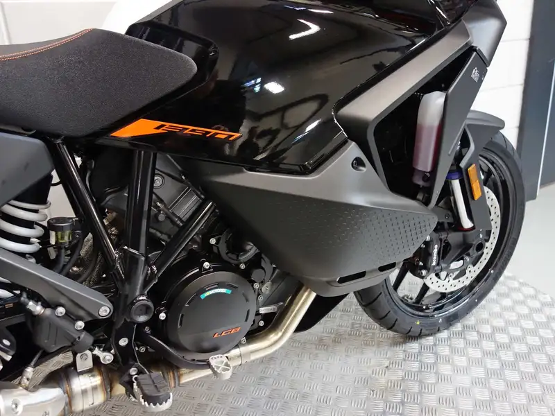 KTM 1390 SUPER ADVENTURE - foto 5